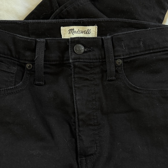 Madewell 10” High-rise skinny jeans in black - Picture 5 of 9
